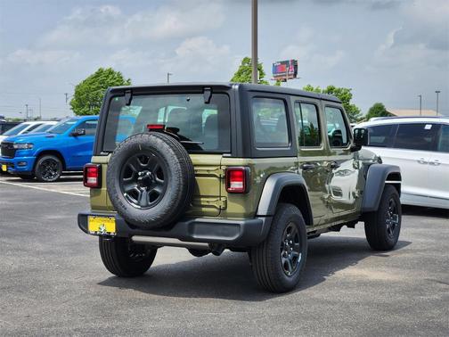 2025 Jeep Wrangler Sport