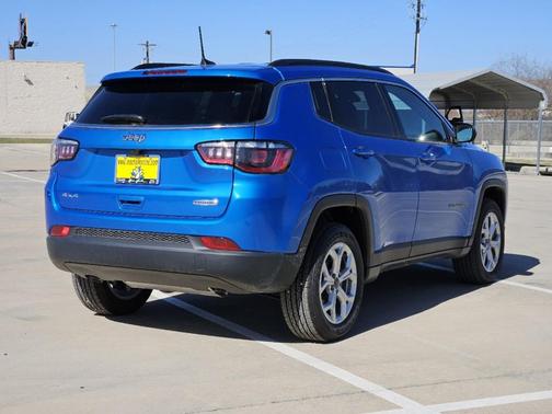 2025 Jeep Compass Latitude