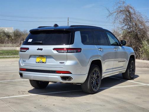 2025 Jeep Grand Cherokee L Summit