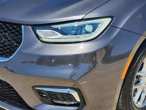 2021 Chrysler Pacifica Touring