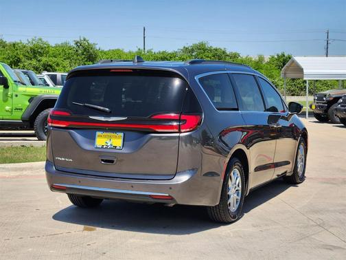 2021 Chrysler Pacifica Touring