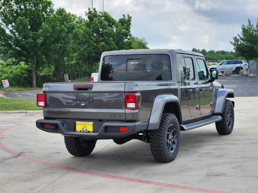 2025 Jeep Gladiator Sport