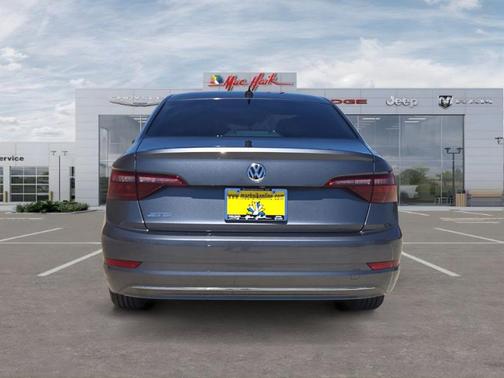 Platinum Gray Metallic 2021 Volkswagen Jetta 1.4T SE