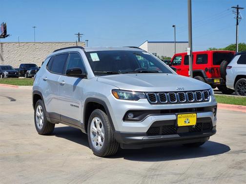 2025 Jeep Compass Latitude