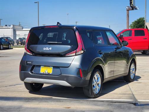 2023 Kia Soul LX