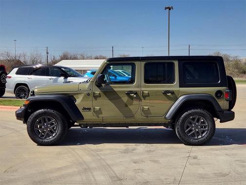 2025 Jeep Wrangler Sport RHD