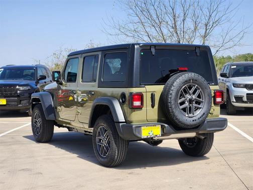 2025 Jeep Wrangler Sport RHD