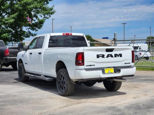 2025 RAM 3500 Big Horn