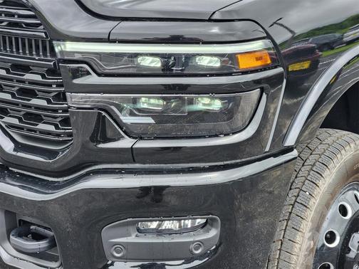 2025 RAM 3500 Limited
