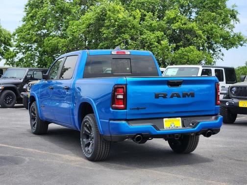 2025 RAM 1500 Big Horn/Lone Star