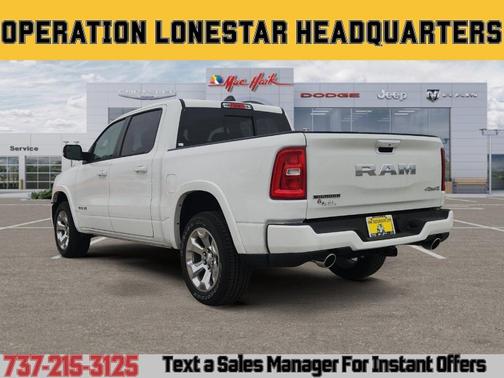 Bright White Clearcoat 2026 RAM 1500 Big Horn/Lone Star