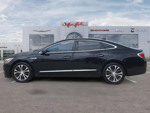 2017 Buick LaCrosse Essence
