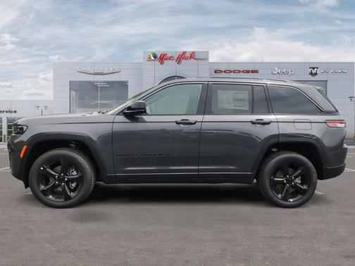 Metallic 2026 Jeep Grand Cherokee Limited
