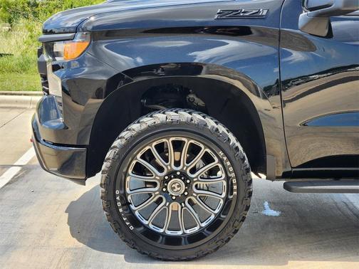 2024 Chevrolet Silverado 1500 Custom Trail Boss