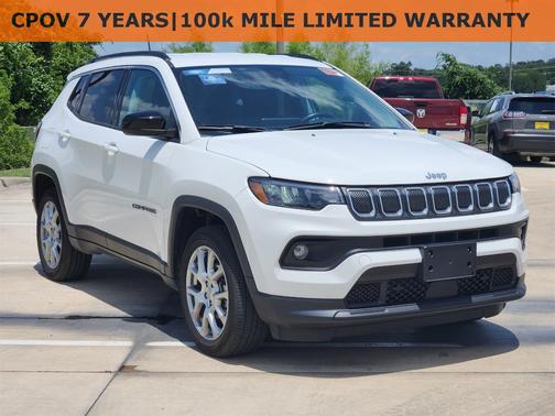 2022 Jeep Compass Latitude Lux