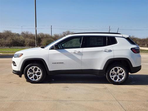 2025 Jeep Compass Latitude