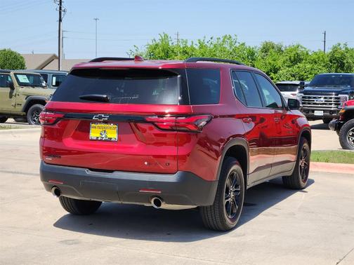 2024 Chevrolet Traverse Limited LT Cloth