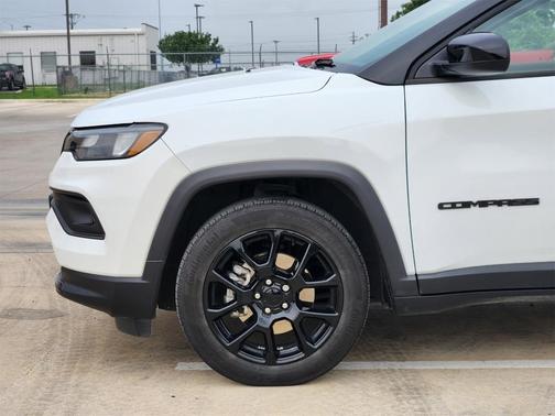 2022 Jeep Compass Altitude