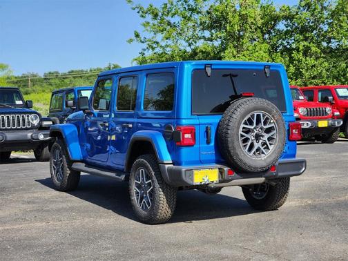 2025 Jeep Wrangler Sahara