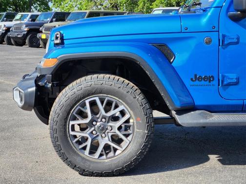 2025 Jeep Wrangler Sahara