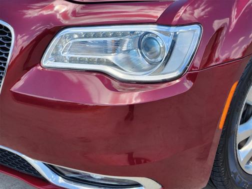 2019 Chrysler 300 Limited