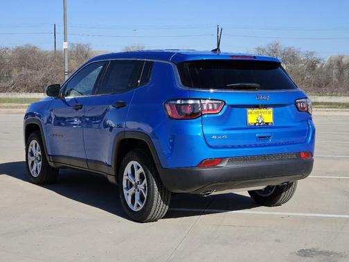 2025 Jeep Compass Sport