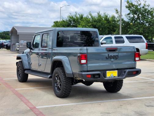2025 Jeep Gladiator Sport