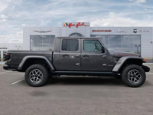 Granite Crystal Clearcoat Metallic 2026 Jeep Gladiator Rubicon