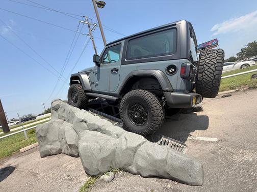 Anvil Clearcoat 2026 Jeep Wrangler Sport