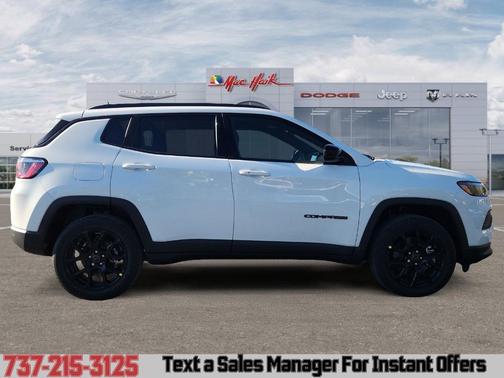 Bright White Clearcoat 2026 Jeep Compass Latitude