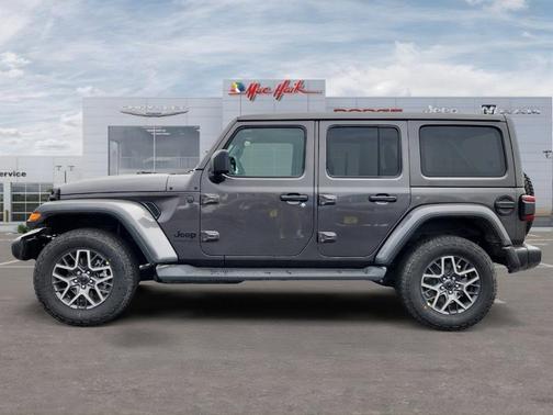 Granite Crystal Clearcoat Metallic 2026 Jeep Wrangler Sahara