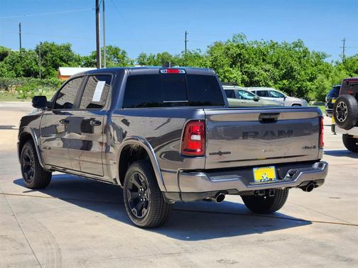 2025 RAM 1500 Big Horn/Lone Star