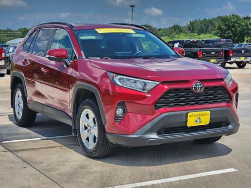 2020 Toyota RAV4 XLE