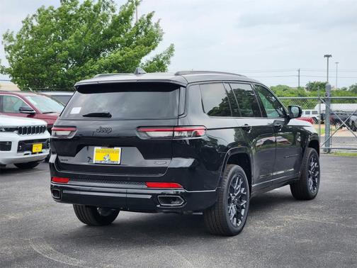 2025 Jeep Grand Cherokee L Summit