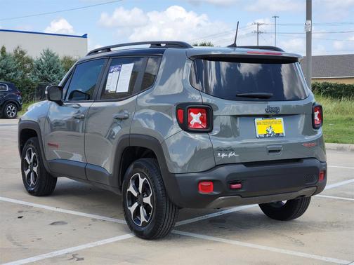 2021 Jeep Renegade Trailhawk
