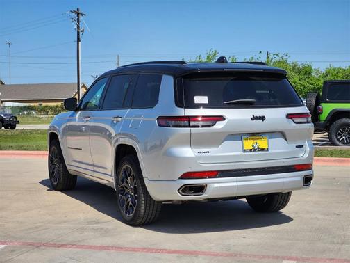 2025 Jeep Grand Cherokee L Summit