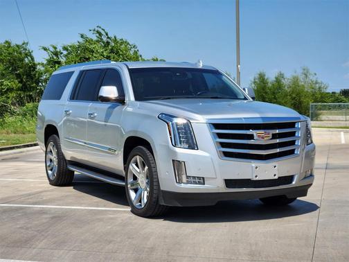 2017 Cadillac Escalade ESV Luxury