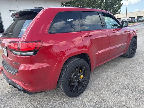 2021 Jeep Grand Cherokee Trackhawk