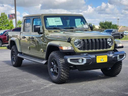 2025 Jeep Gladiator Sport