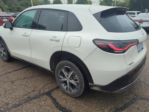 Platinum White Pearl 2024 Honda HR-V EX-L
