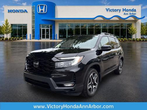 Crystal Black Pearl 2022 Honda Passport AWD Elite