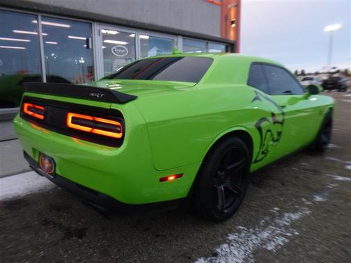 2015 Dodge Challenger SRT Hellcat