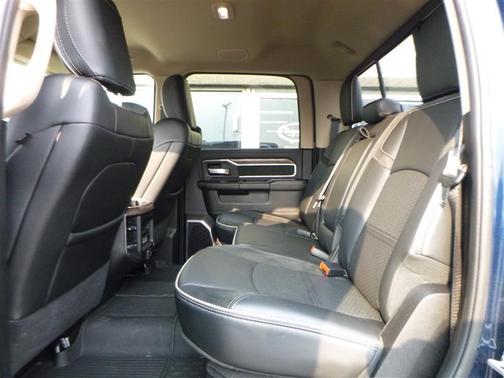 2021 RAM 3500 Laramie Crew Cab 4x4 6'4' Box