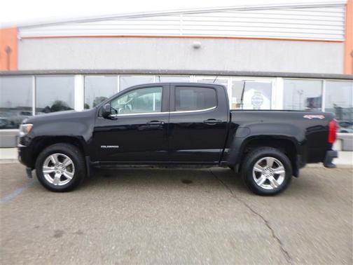 Black 2018 Chevrolet Colorado LT