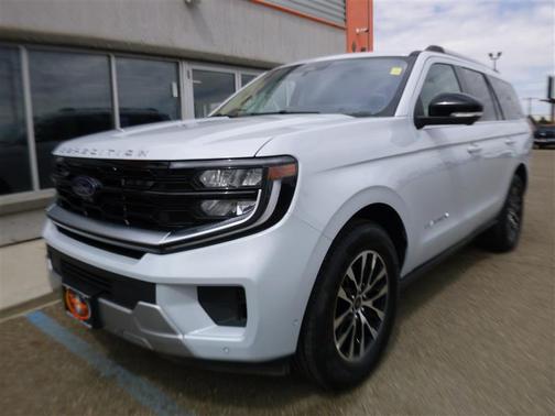 Space Silver Metallic 2025 Ford Expedition Platinum