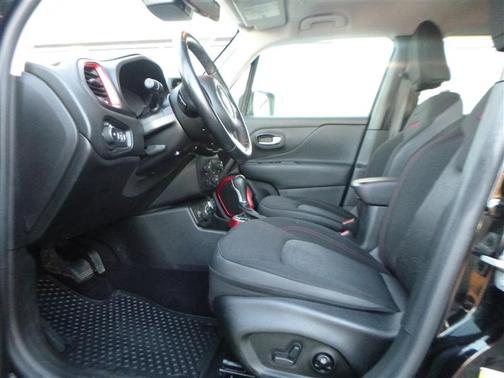 2018 Jeep Renegade Trailhawk