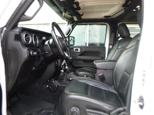 Bright White 2021 Jeep Wrangler Unlimited Sahara