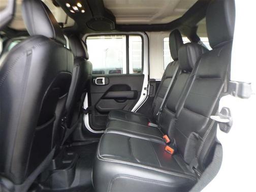 Bright White 2021 Jeep Wrangler Unlimited Sahara