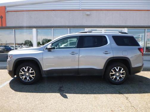 2023 GMC Acadia AWD SLT
