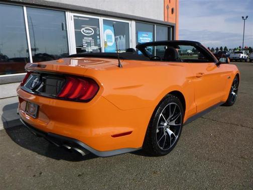 2021 Ford Mustang EcoBoost